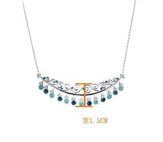 伊泰莲娜项链 随风荡漾的爱意，情人节的璀璨礼物